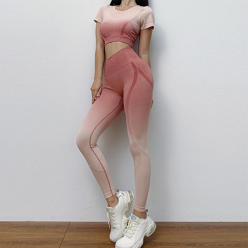 Gradient Seamless Knit Yoga Suit