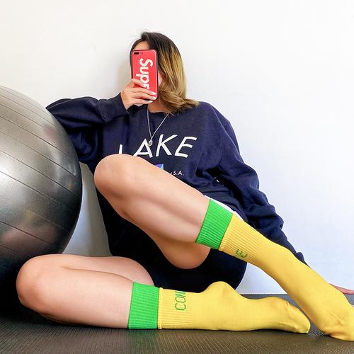 Trendy Mid tube Sports Cotton Socks