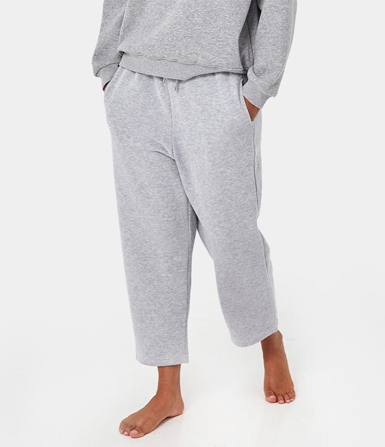 Drawstring Solid Color Capri Sweatpants