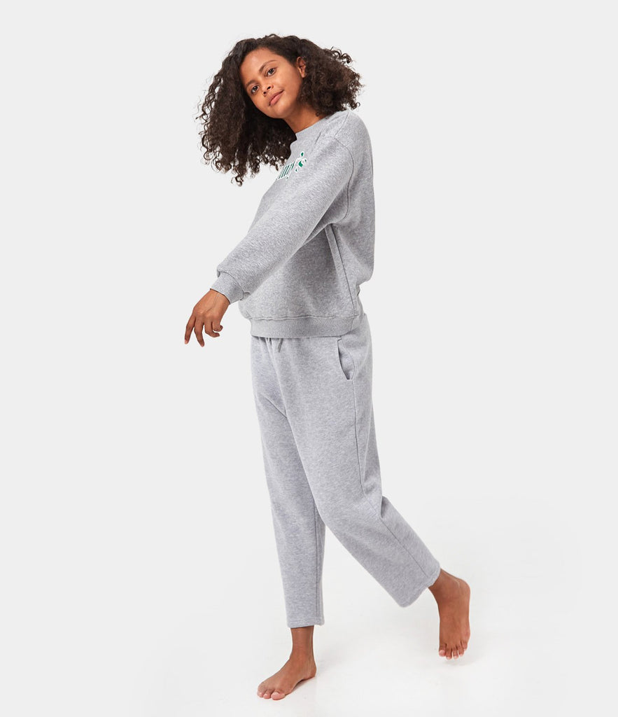 Drawstring Solid Color Capri Sweatpants