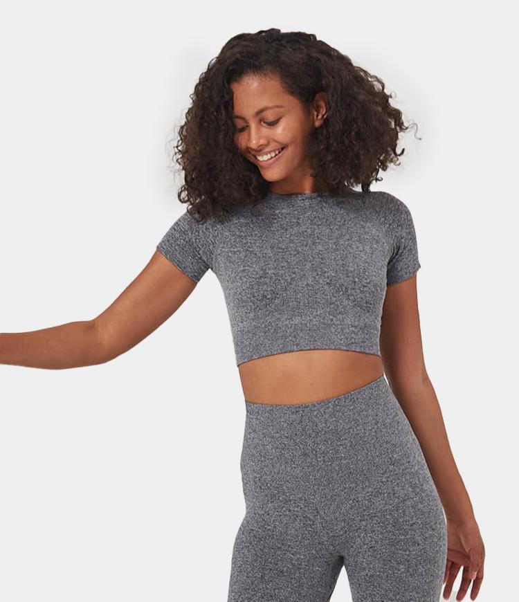 FLOW Seamless Cropped Sports Top